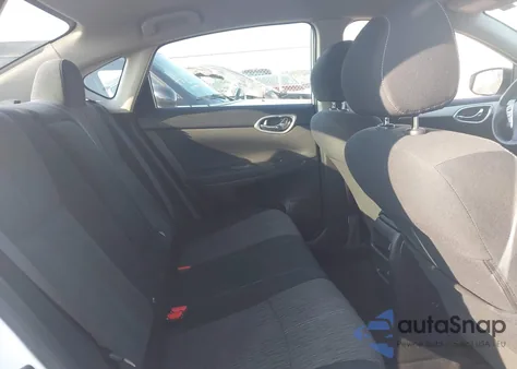 2015 Nissan Sentra Fe+ S/S/Sl/Sr/Sv z USA, uszkodzony, nr VIN 3N1AB7AP3FL639054